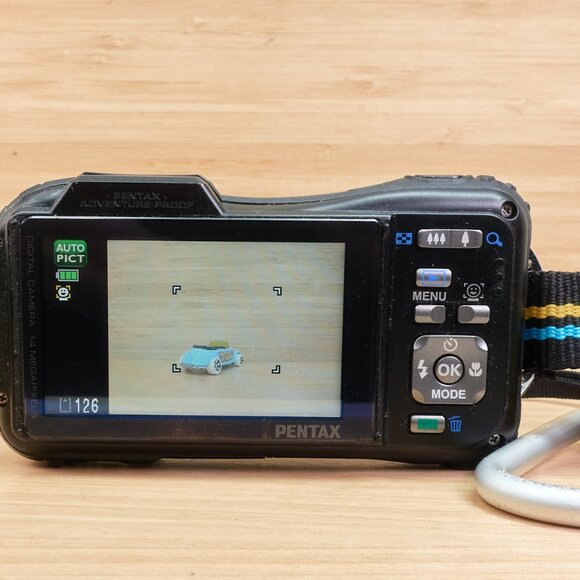 Pentax Optio WG-1 / 14MP / 5x Zoom / Waterproof Shockproof Dustproof / Purple - Picture 11 of 11